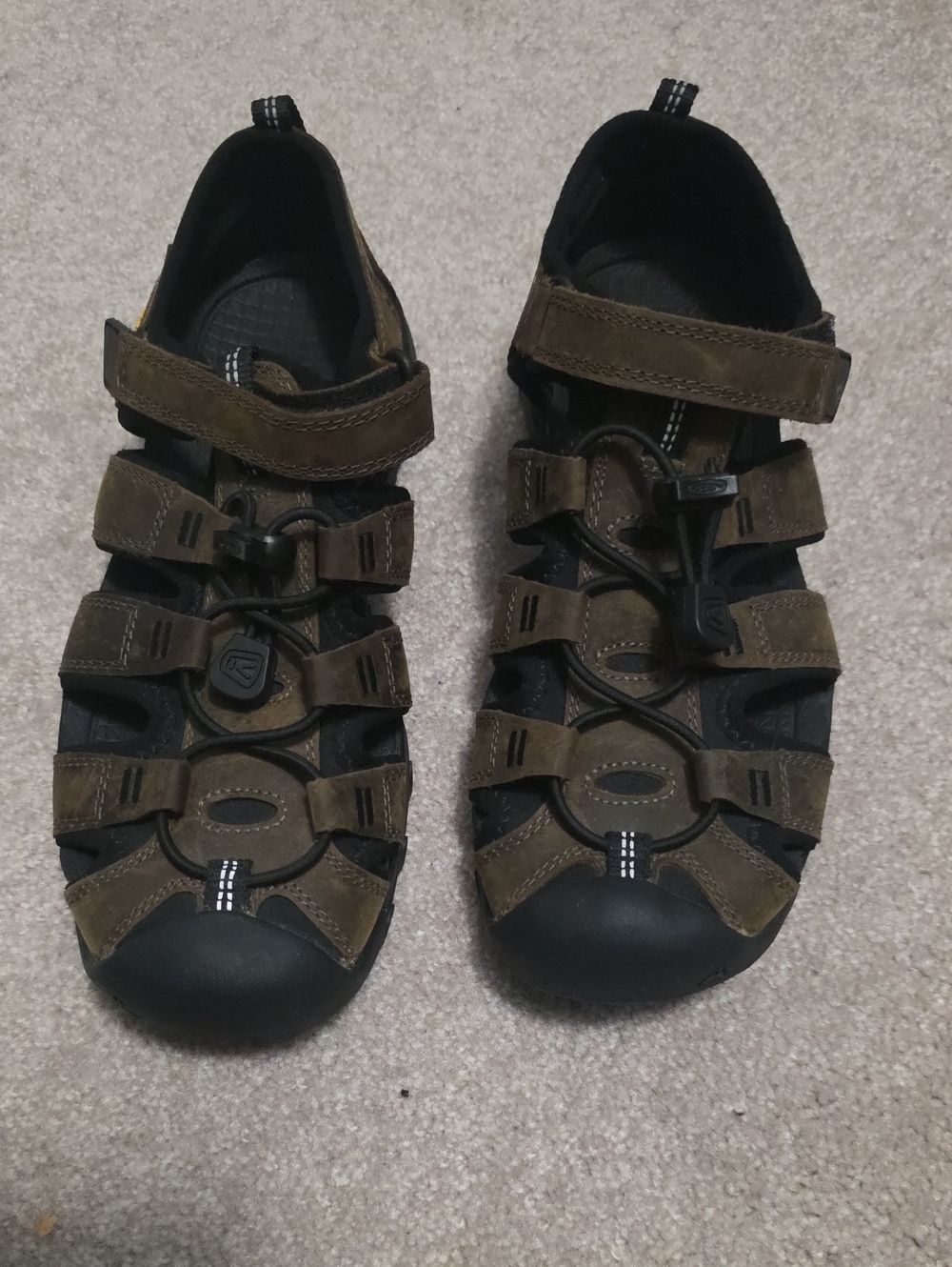 Keen Brown Closed-Toe Sport Sandals - Comfortable Outdoor Footwear - Men's sz 4